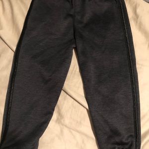 Adidas 4T sweats
